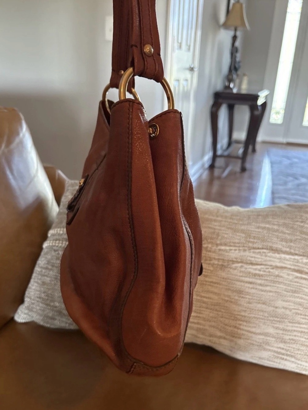 Tod's PEGGY Hobo Brown Grained look Leather Satchel with Gold Hardware - Picture 6 of 17